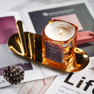 Supply free samples UK 8*9cm private label scented candles wholesale manufacturers